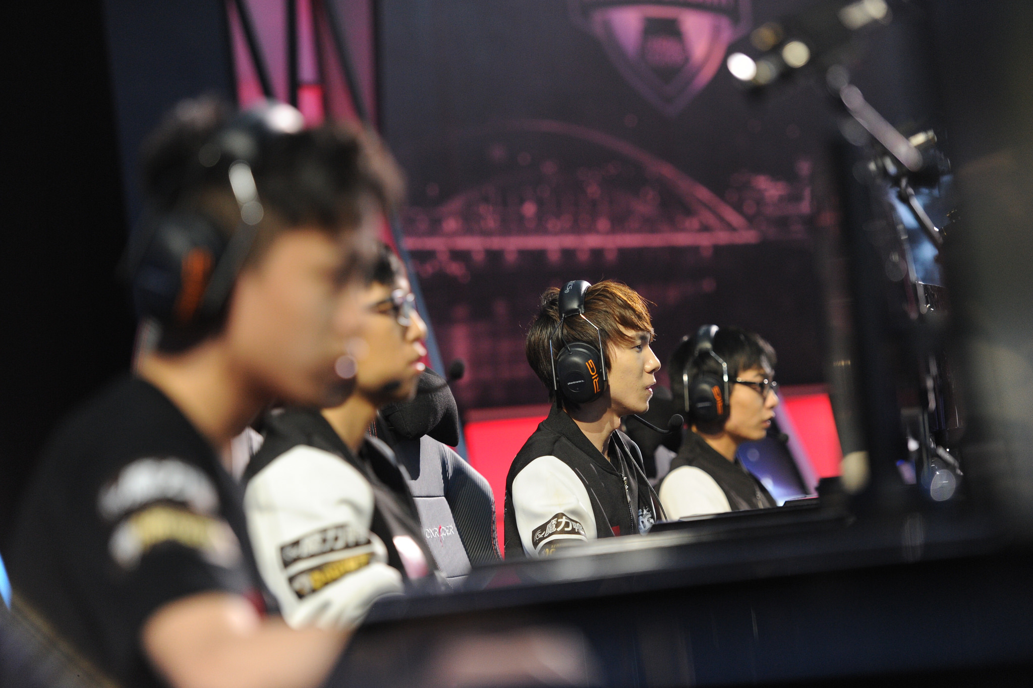 LPL夏季季后赛前夕爆发选手退役潮：阿水退役、IG老将离队引发LPL人才断层危机